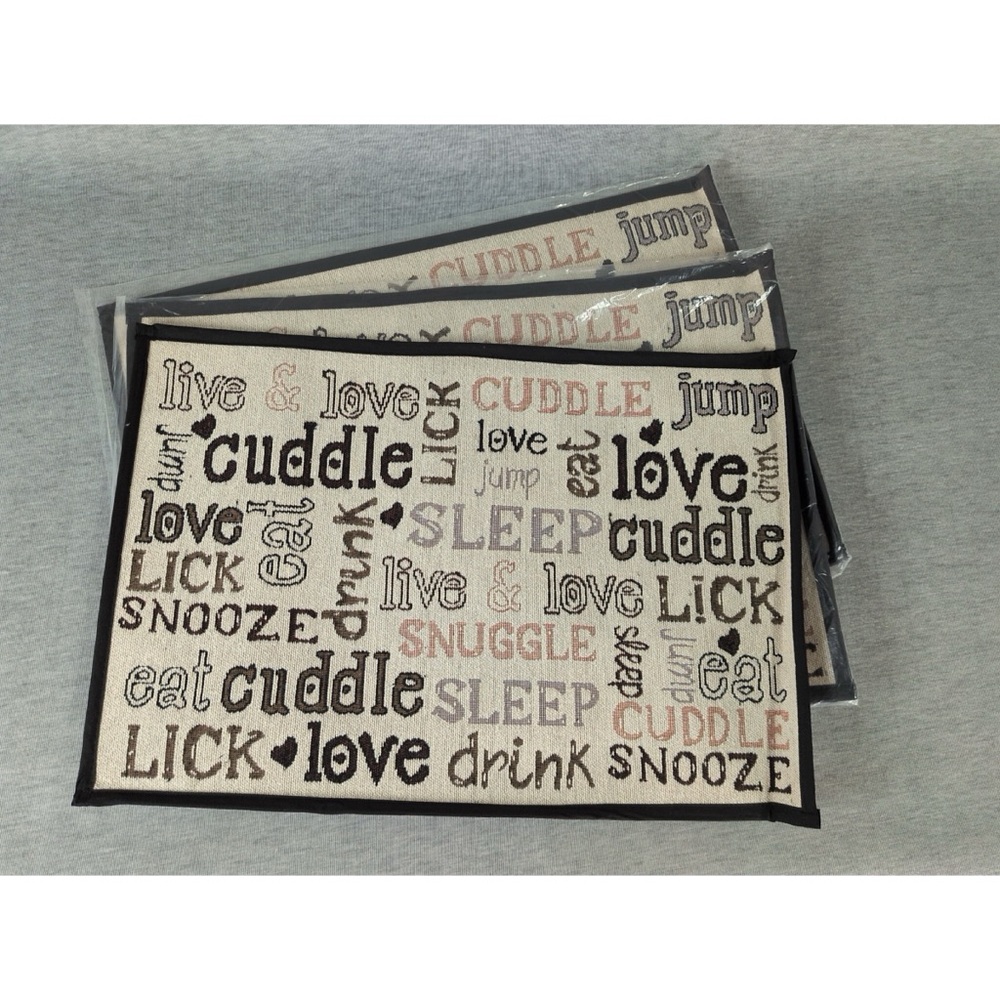 3 pcs Petrageous Designs Cuddles Non-Skid Pet Mat